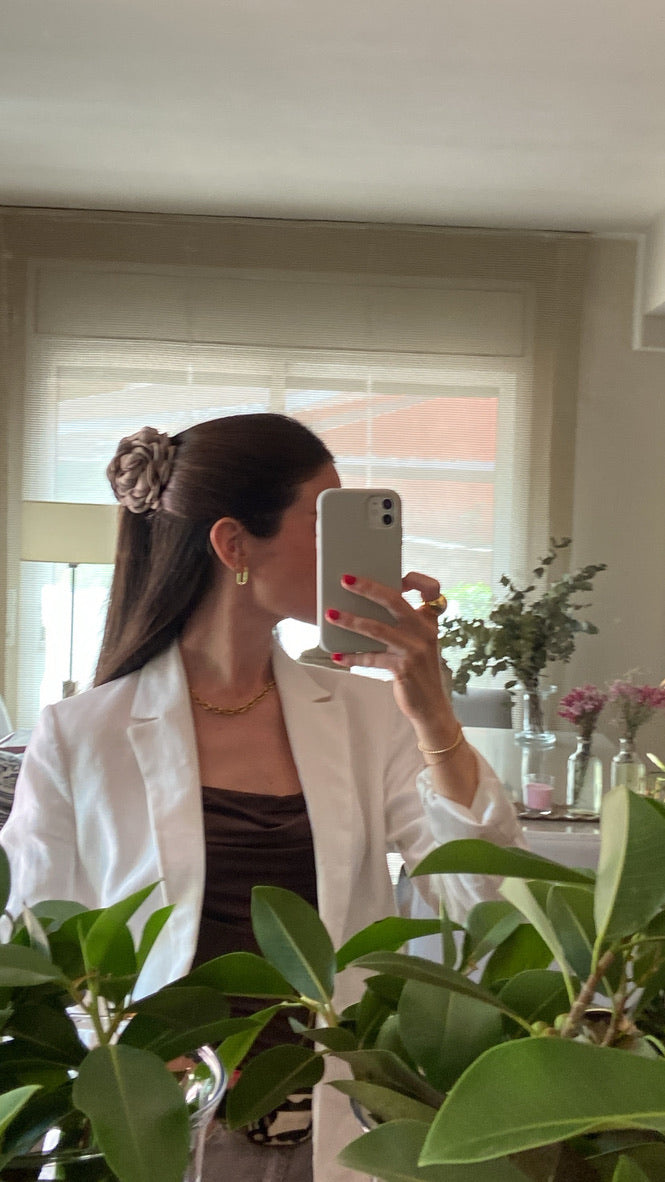 Flower hair clips